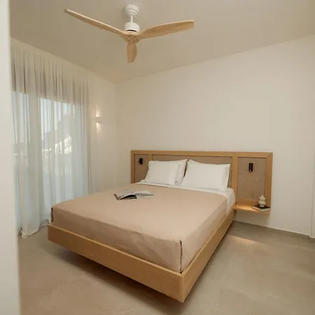 Aktis Seaside Living 4*