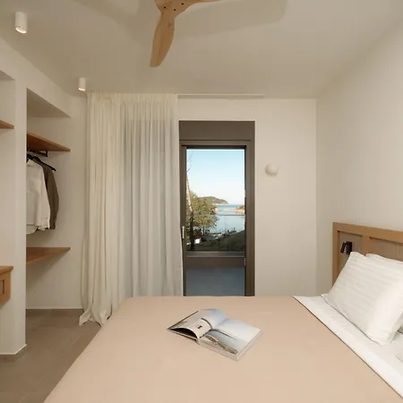Aktis Seaside Living Lägenhetshotell 4*