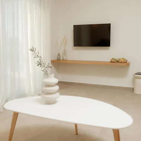 公寓式酒店 Aktis Seaside Living 4*