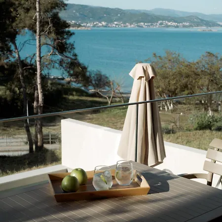 Aktis Seaside Living