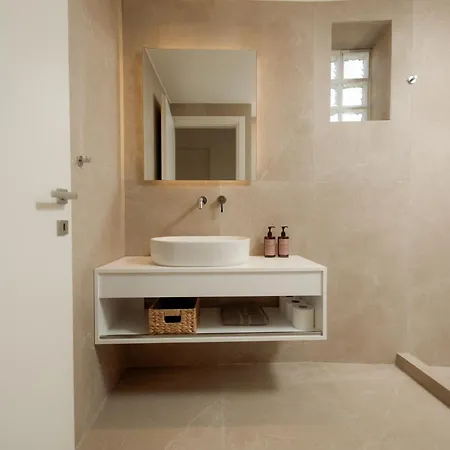 公寓式酒店 Aktis Seaside Living 4*