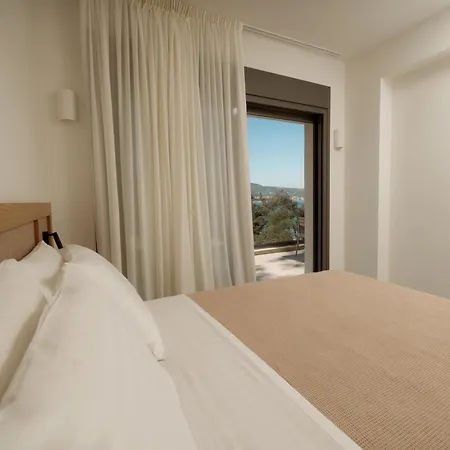 公寓式酒店 Aktis Seaside Living 4*