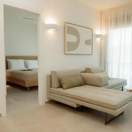 公寓式酒店 Aktis Seaside Living 4*